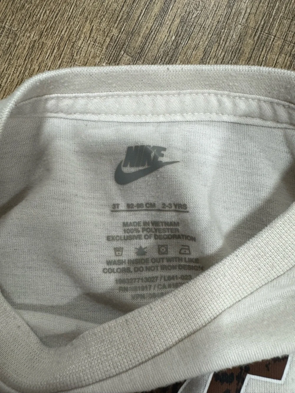 Nike White Top and Black Leggings Girls Matching Set - Picture 2 of 4